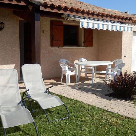 Pretty Villa With Above Ground Pool Saint-Genies-de-Fontedit Exterior foto