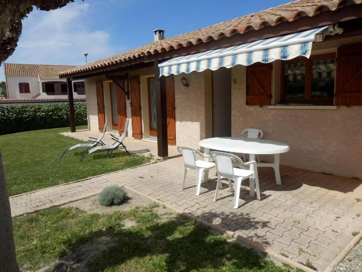 Pretty Villa With Above Ground Pool Saint-Genies-de-Fontedit Exterior foto